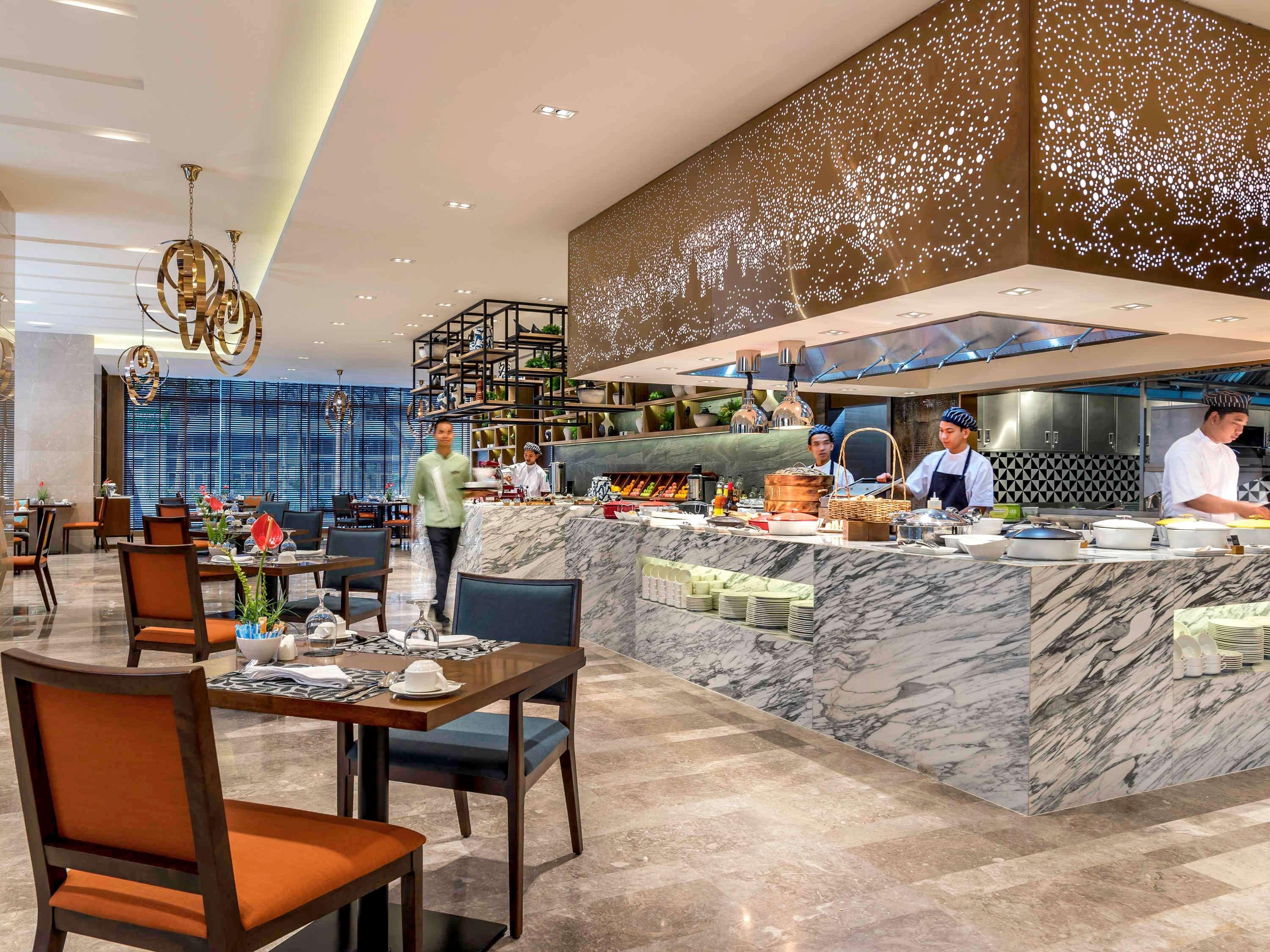 Pullman Yangon Centrepoint Hotel Exterior foto